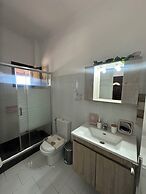 Nikos Apartments