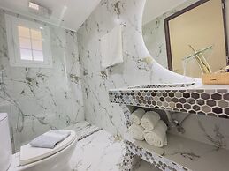 Nikos Apartments