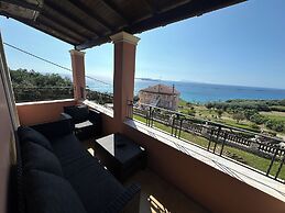 Nikos Apartments