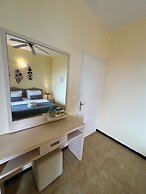Nikos Apartments