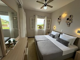 Nikos Apartments