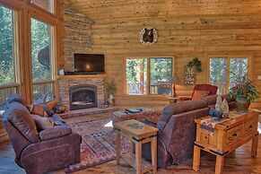 114 Mark Court Private Home with Hot Tub