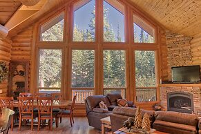 114 Mark Court Private Home with Hot Tub