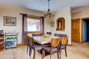 400 Whispering Pines Circle Private Home with Hot Tub