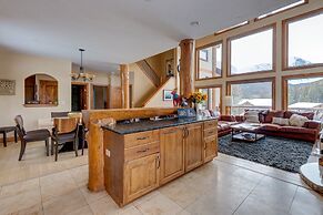 400 Whispering Pines Circle Private Home with Hot Tub