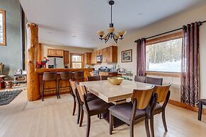 400 Whispering Pines Circle Private Home with Hot Tub