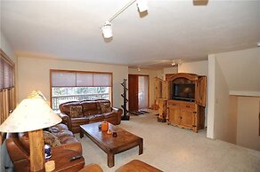 72 Clubhouse Rd Private Home with Hot Tub