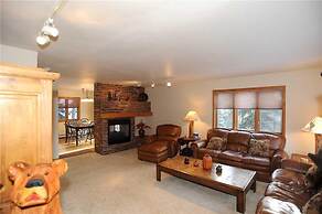 72 Clubhouse Rd Private Home with Hot Tub