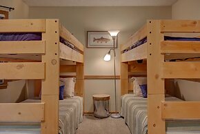 Atrium 104 Downtown Condos with on-site Hot Tub