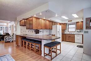 Casa De Alta Peak 9  Private Home with Hot Tub