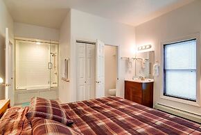 Casa De Alta Peak 9  Private Home with Hot Tub