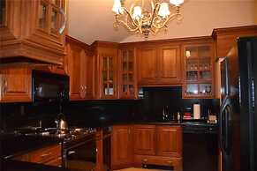 Eagle Ridge 2 Townhome with Private Hot Tub