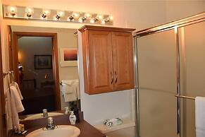 Eagle Ridge 2 Townhome with Private Hot Tub