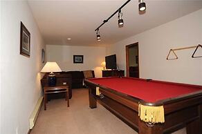 Eagle Ridge 2 Townhome with Private Hot Tub