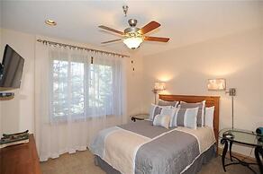 Ten Mile Suites 103 Downtown Condos with On-site Hot Tub