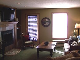 Wellington #3 (Townhome with Private Hot Tub)