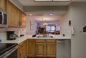 Atrium 207 Downtown Condos with on-site Hot Tub