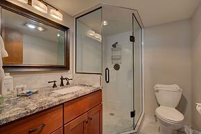 Atrium 207 Downtown Condos with on-site Hot Tub