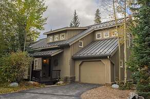 368 Settlers Drive Private Home with Hot Tub