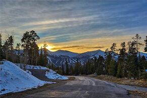 Sundara Place Private Home with Hot Tub