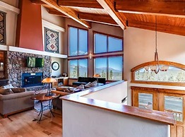 Sundara Place Private Home with Hot Tub