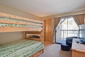 Longbranch 201 Condo with Pool & Hot Tub