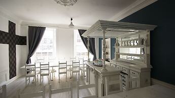 Princes Street Edinburgh 2nd Floor