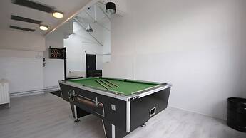 Edinburgh Princes Street Loft Apartment