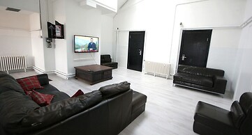 Edinburgh Princes Street Loft Apartment