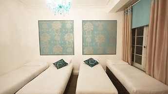 Princes Street Edinburgh Group Townhouse