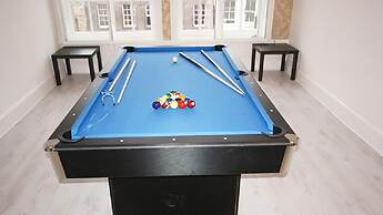 Princes Street Edinburgh Group Townhouse