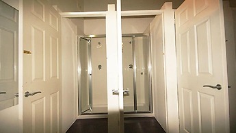 Party Palace Corner of Princes Street