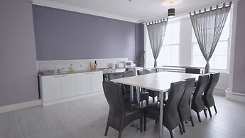 Princes Street Party Palace II