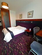 Hotel Modus & Restauracja Mocca D'oro