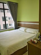 Seaview Front Apartment