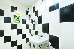 Ivy Cottage by Qiu Hotel