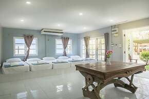 Ivy Cottage by Qiu Hotel