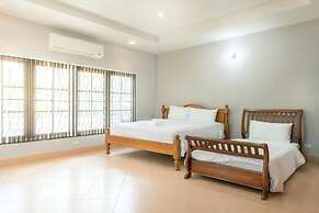 Ivy Cottage by Qiu Hotel