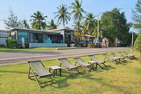 The Sea Condominium A22