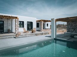 Kosmitis Suites & Villas