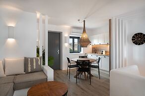 Kosmitis Suites & Villas