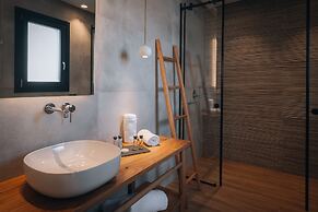 Kosmitis Suites & Villas