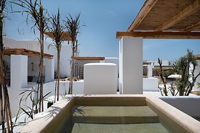 Kosmitis Suites & Villas