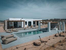 Kosmitis Suites & Villas