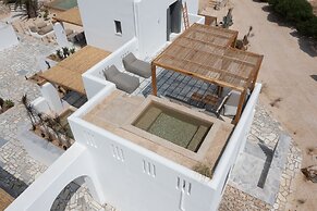 Kosmitis Suites & Villas