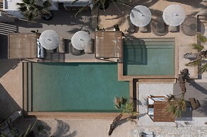 Kosmitis Suites & Villas