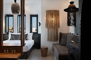 Kosmitis Suites & Villas