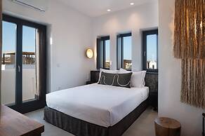 Kosmitis Suites & Villas