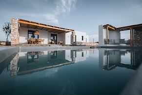 Kosmitis Suites & Villas