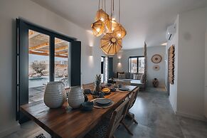 Kosmitis Suites & Villas